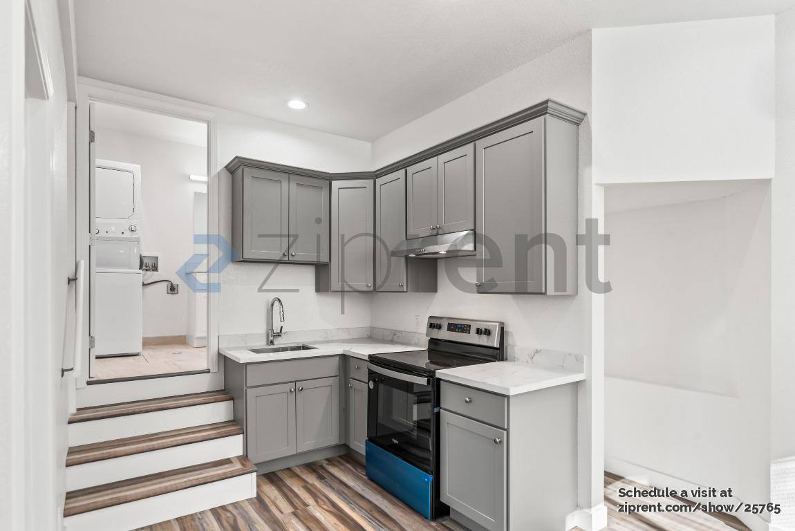 Apartment for rent at 10806 Hubbard Way #B, San Jose, CA 95127