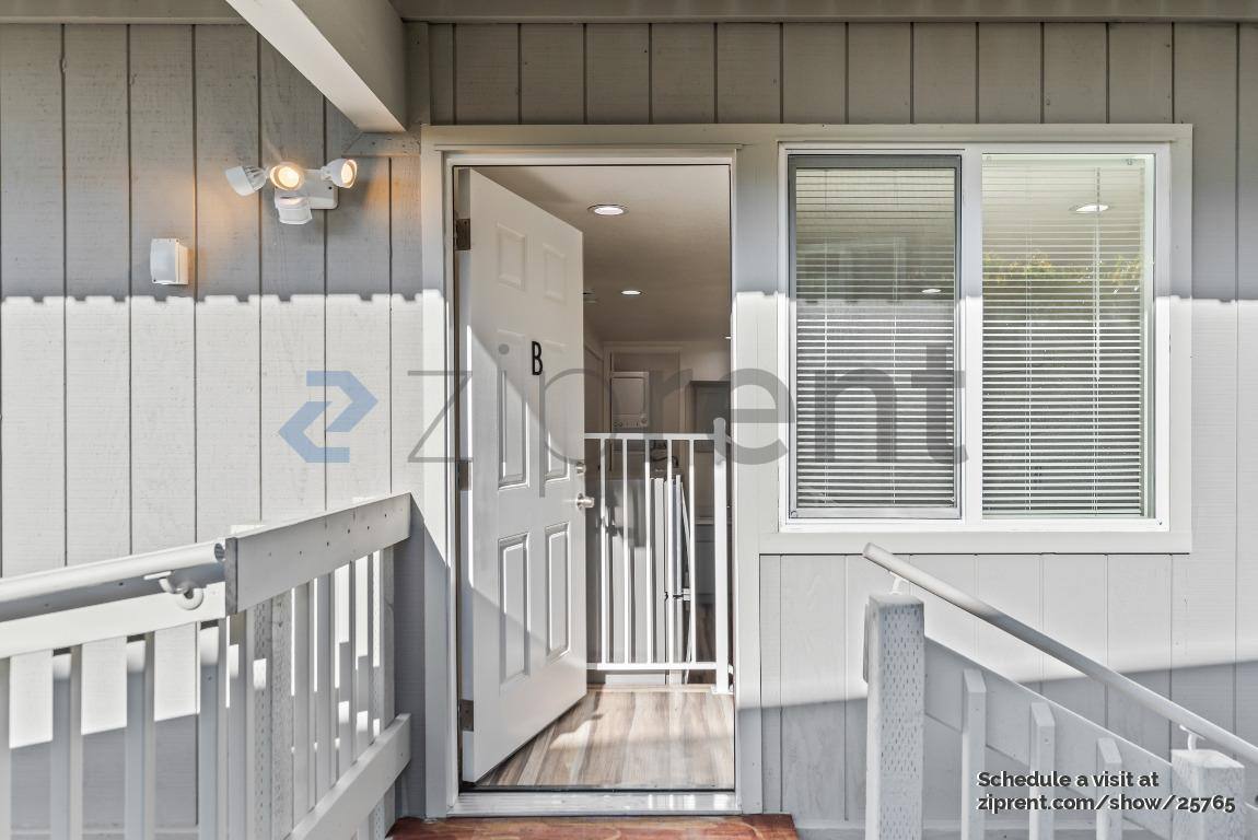 Apartment for rent at 10806 Hubbard Way #B, San Jose, CA 95127