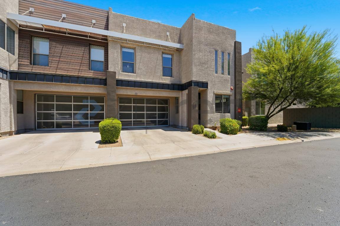 Townhouse for rent at 2315 E Pinchot Ave #128, Phoenix, AZ 85016