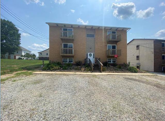 Apartment for rent at 101 Wildwood Dr #4, Follansbee, WV 26037