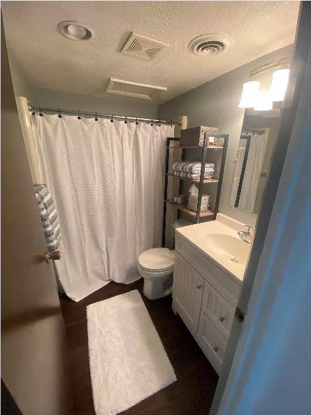 Apartment for rent at 101 Wildwood Dr #4, Follansbee, WV 26037