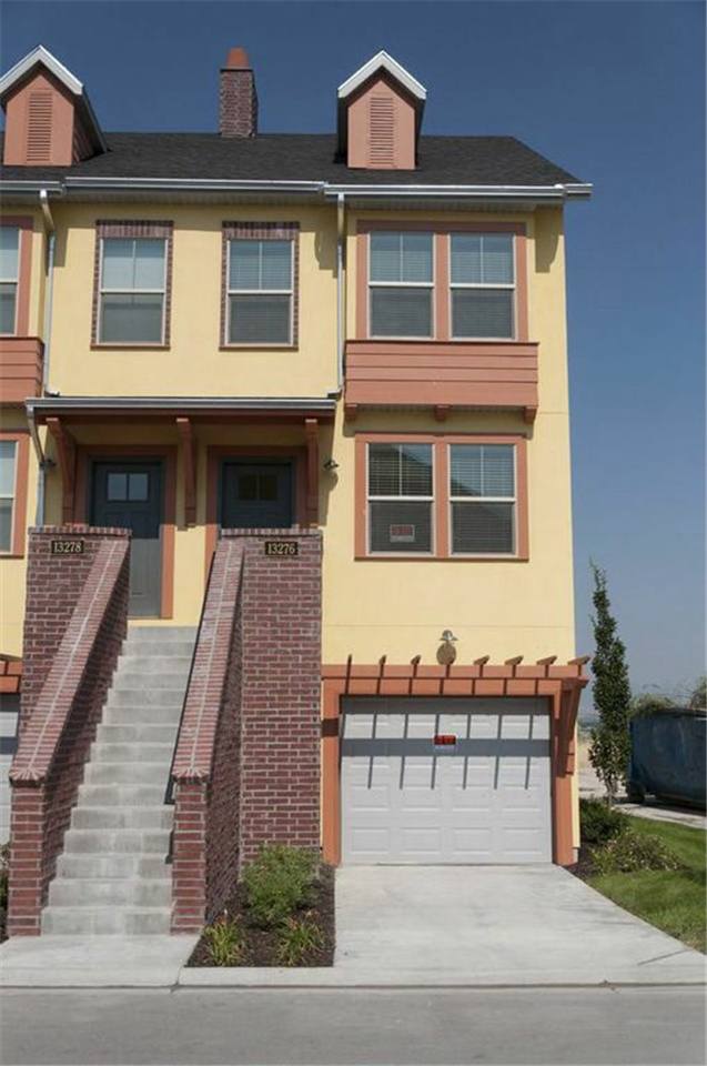 Townhouse for rent at 13276 S Long Creek Lane, Draper, UT 84020