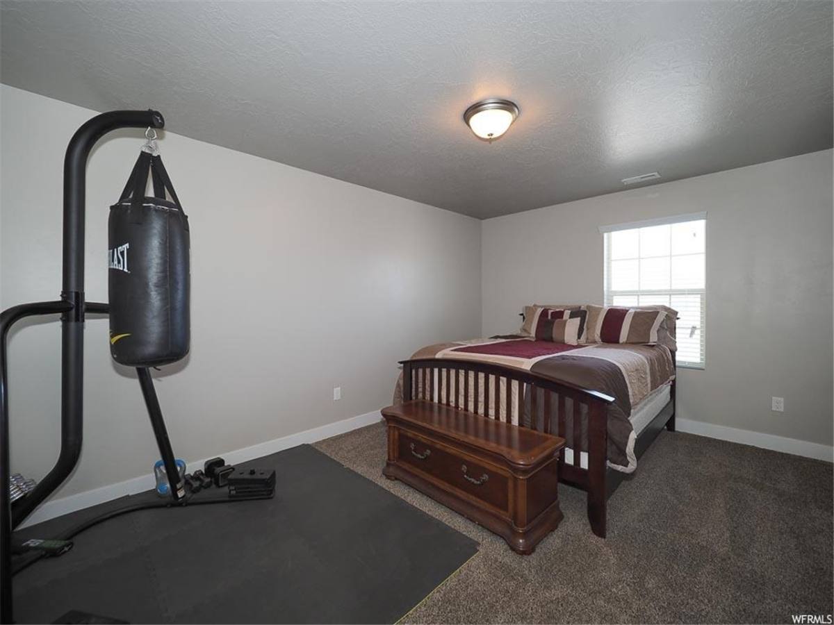 Townhouse for rent at 1646 N Venetian Way, Saratoga Springs, UT 84045