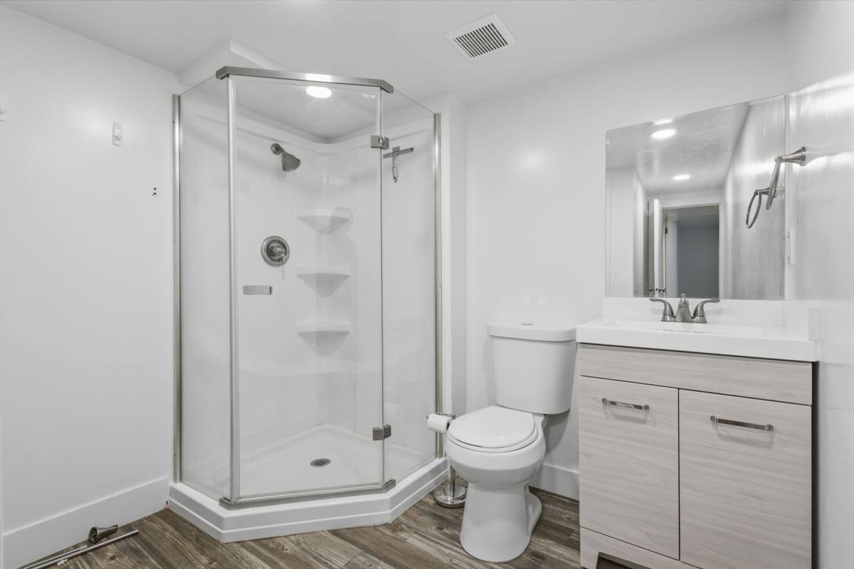 Apartment for rent at 2285 W 5100 S, Roy, UT 84067