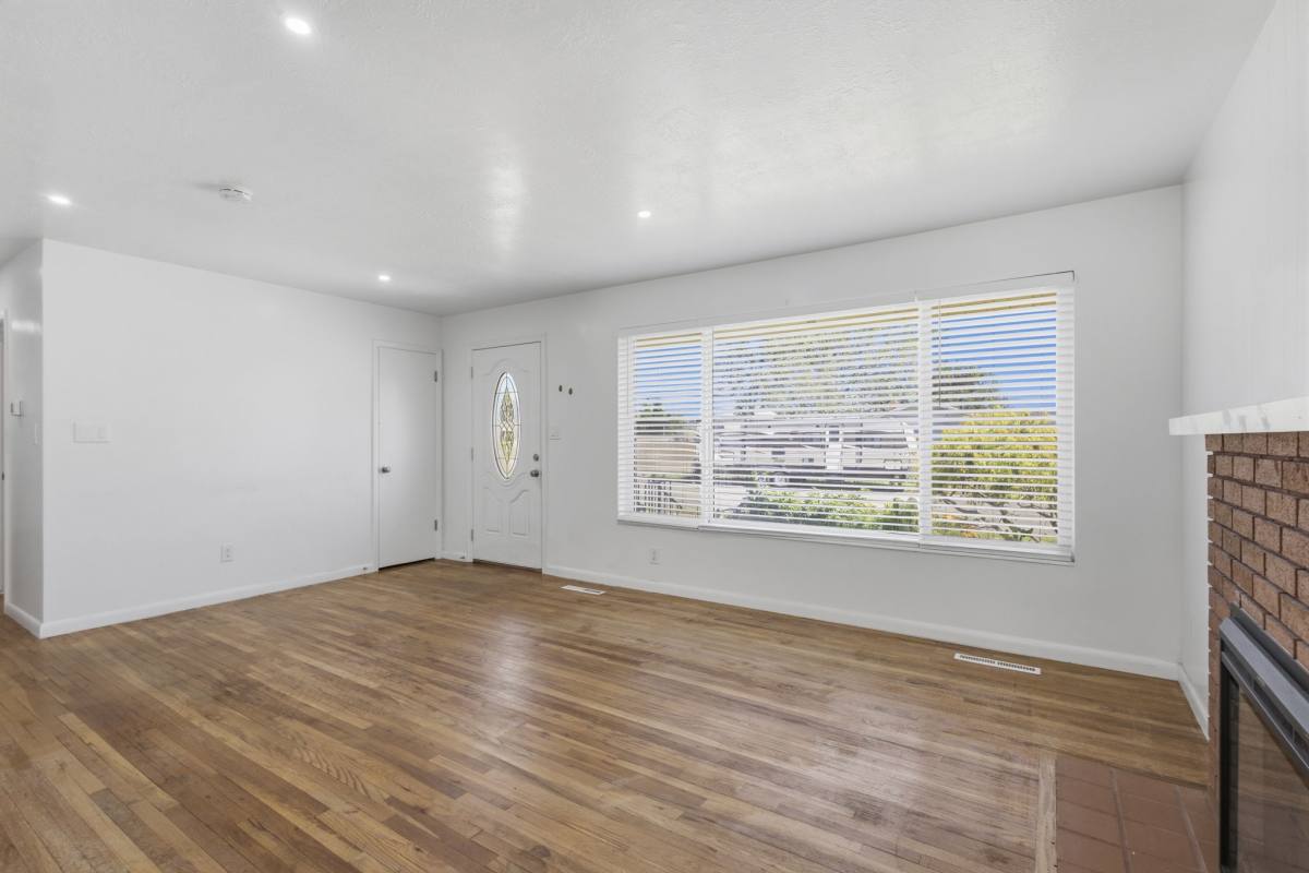 Apartment for rent at 2285 W 5100 S, Roy, UT 84067