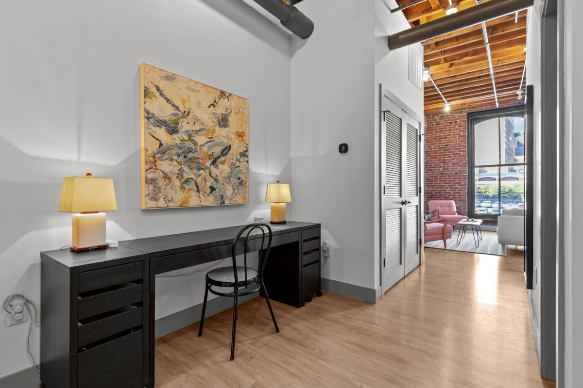 Apartment for rent at 618 N 2nd St, Saint Louis, MO 63102
