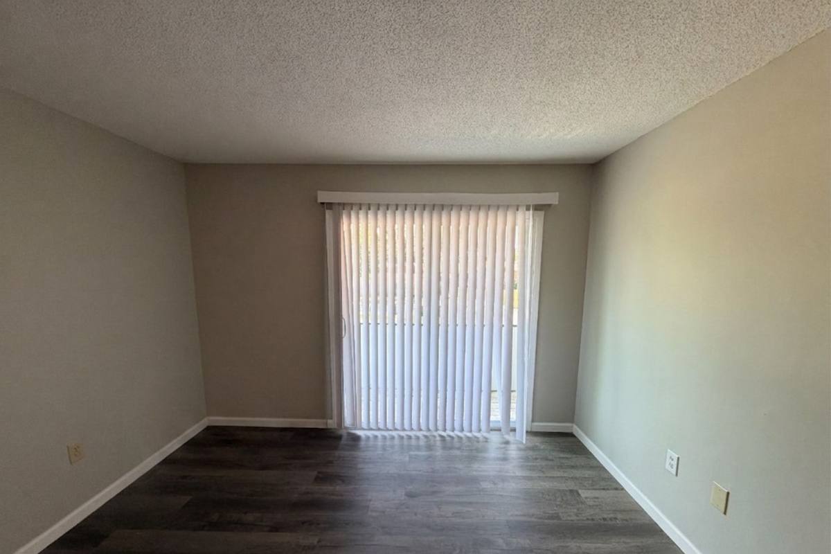 Apartment for rent at 4114 Oak Dr, Valdosta, GA 31605