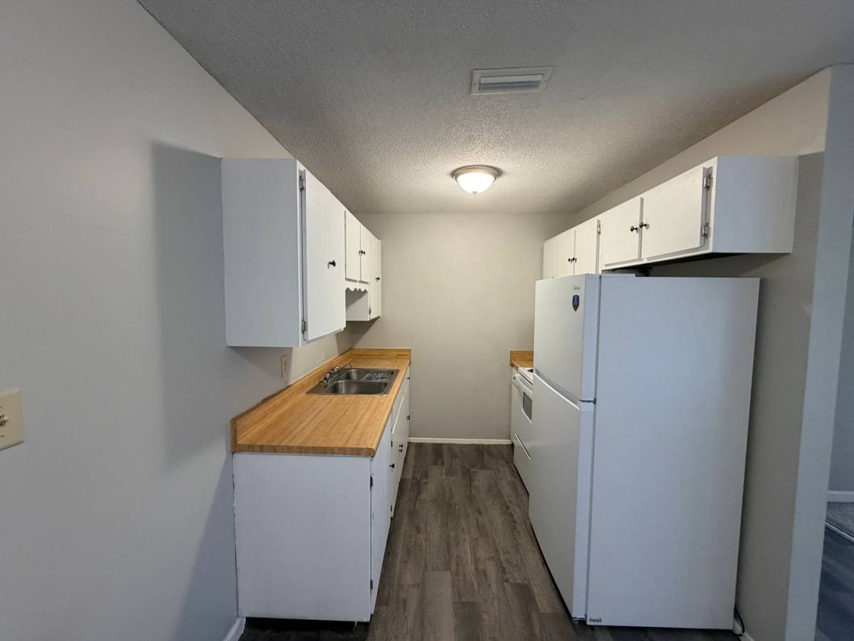 Apartment for rent at 4114 Oak Dr, Valdosta, GA 31605