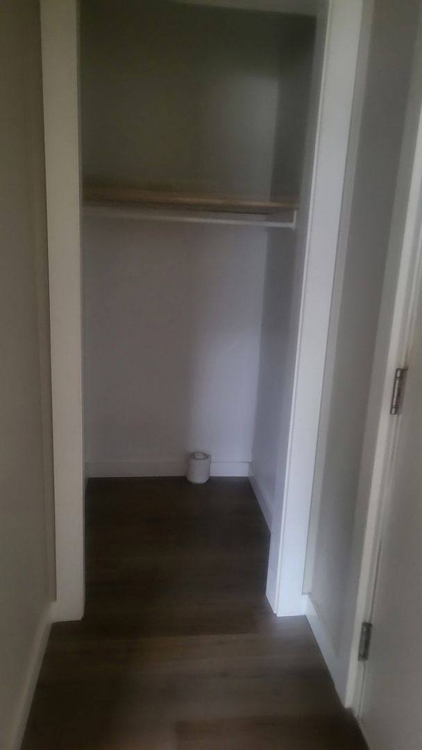 Apartment for rent at 512 E 18th St, Carroll, IA 51401
