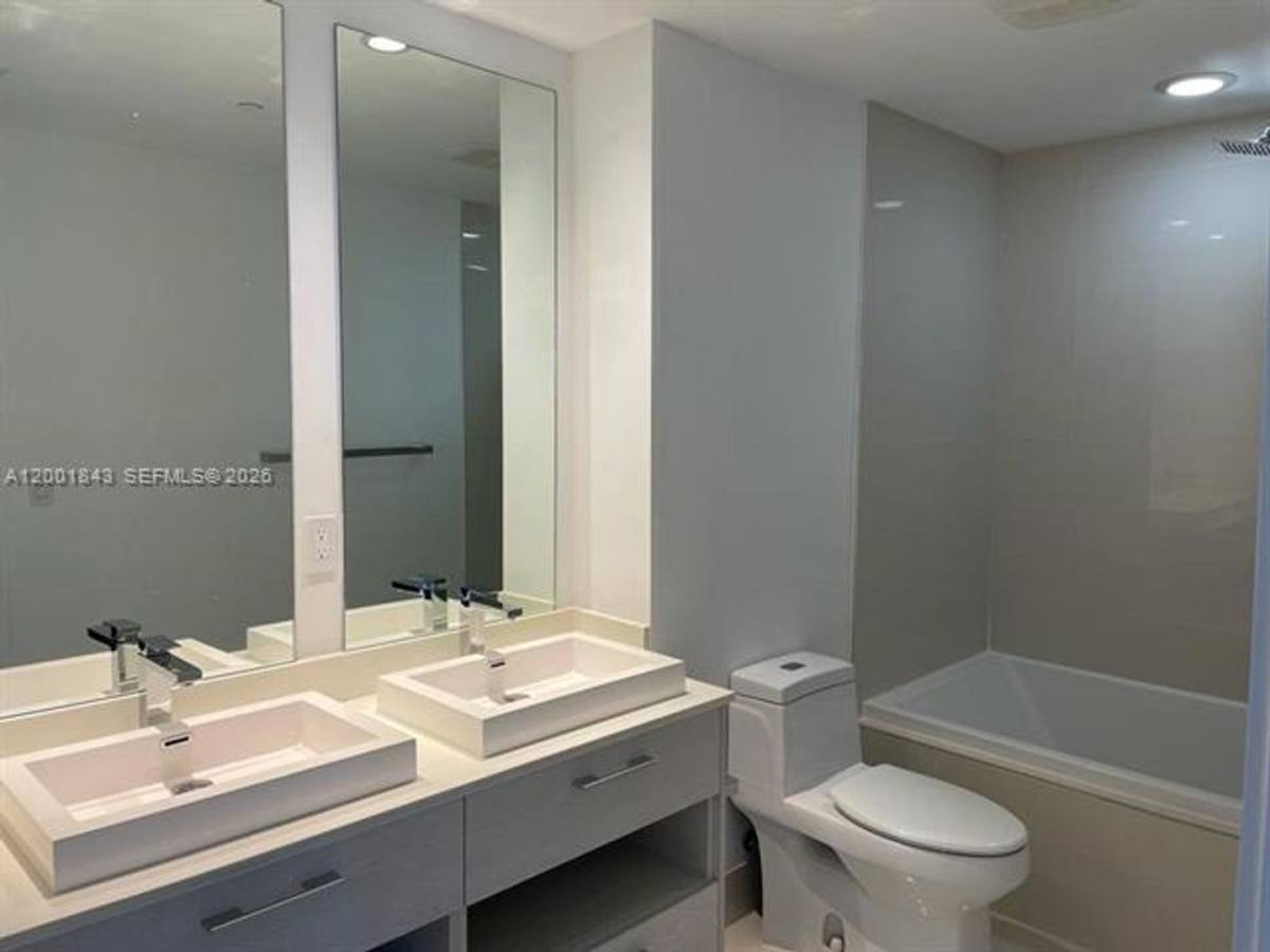 Apartment for rent at 55 SW 9th St, Miami, FL 33130
