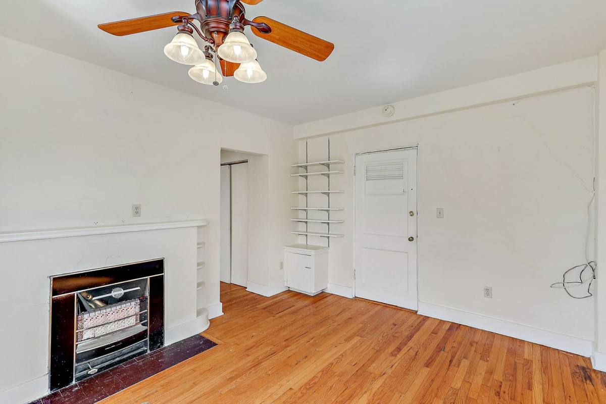 Apartment for rent at 721 N State St, Jackson, MS 39202