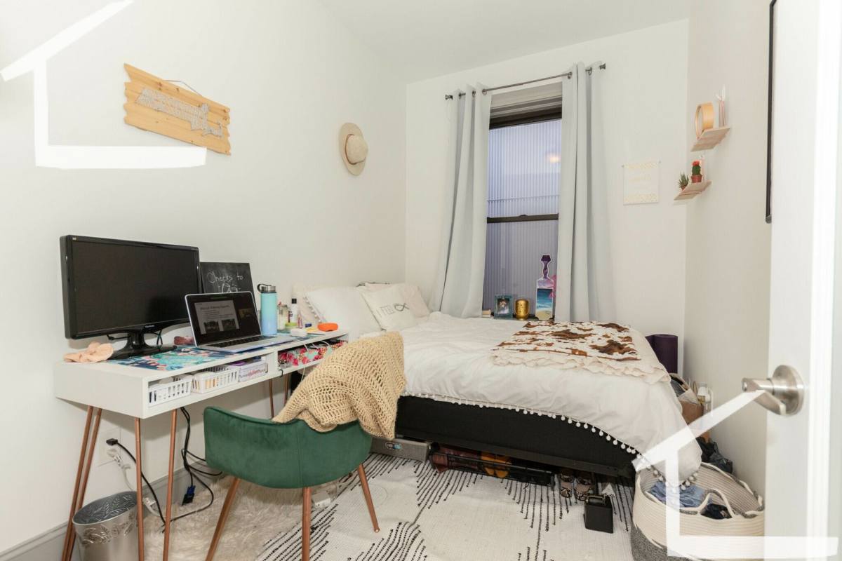 Apartment for rent at 11 Belvidere St, Boston, MA 02115