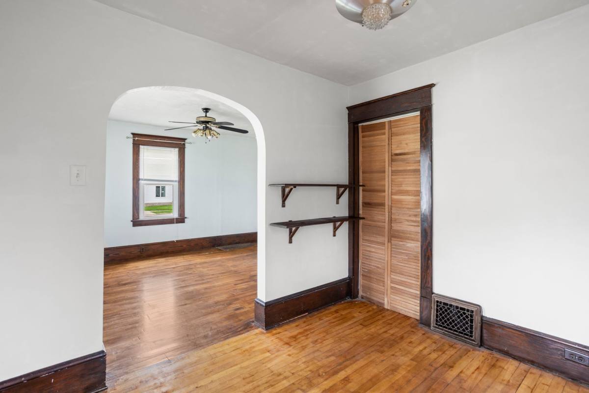 Apartment for rent at 615 E 3rd St, Kimberly, WI 54136