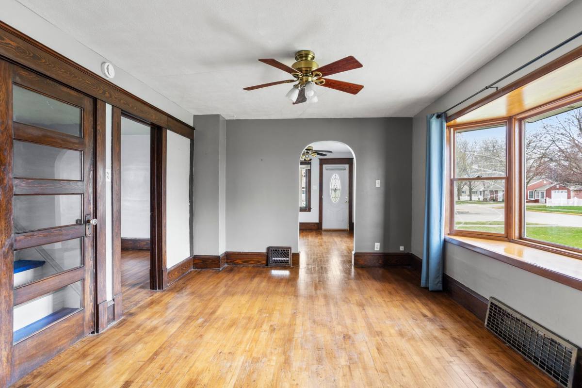 Apartment for rent at 615 E 3rd St, Kimberly, WI 54136