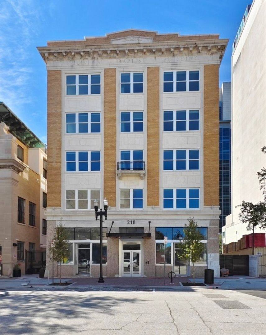 Apartment for rent at 218 Church St W, Jacksonville, FL 32202