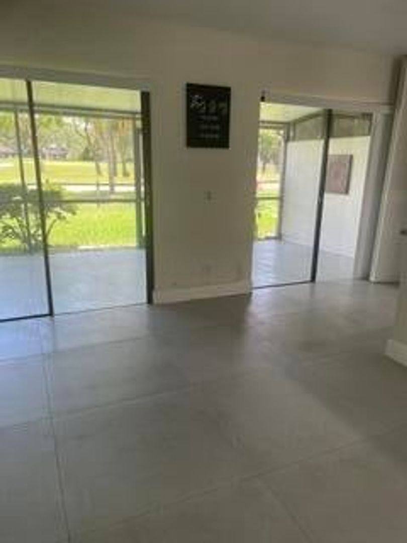 House for rent at 1660 W Golfview Dr, Hollywood, FL 33026