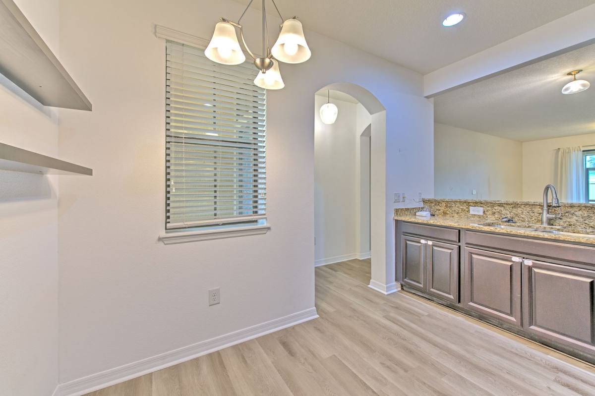 Townhouse for rent at 5116 Bay Isle Circle, Clearwater, FL 33760