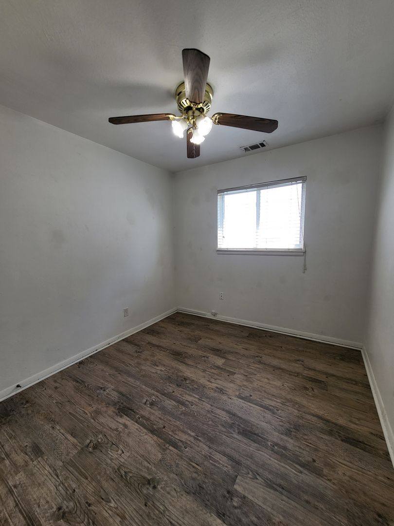 House for rent at 1506 Dakota St, Norman, OK 73069
