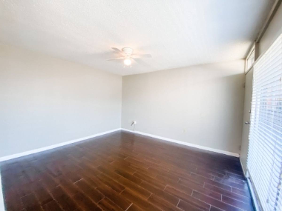 Condo for rent at 2990 Rhodes Circle S #305, Birmingham, AL 35205