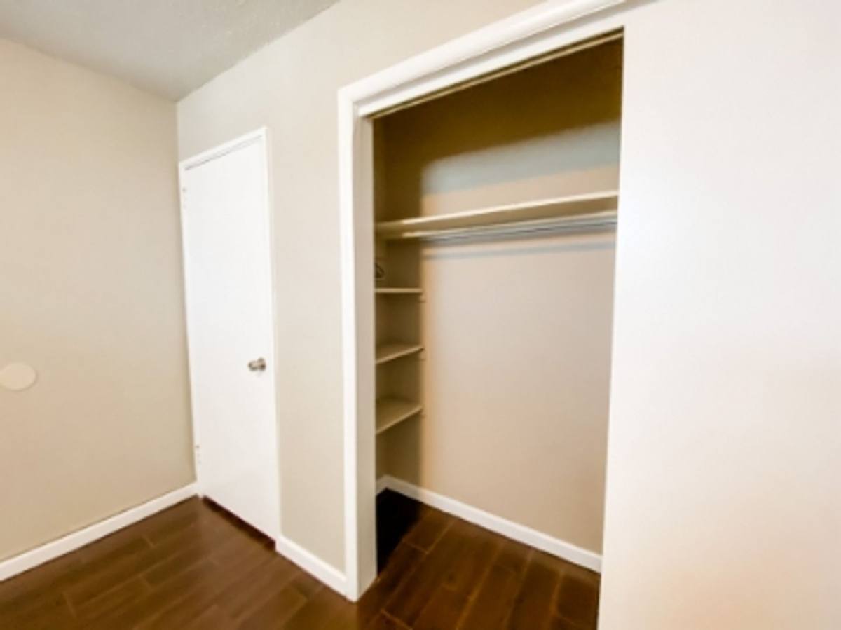 Condo for rent at 2990 Rhodes Circle S #305, Birmingham, AL 35205