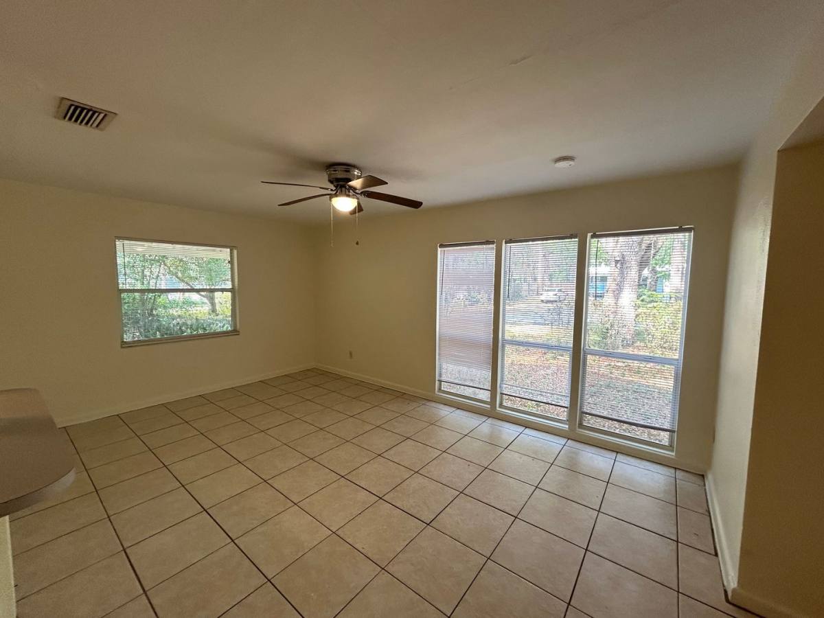 House for rent at 217 NW 36th Dr, Gainesville, FL 32607