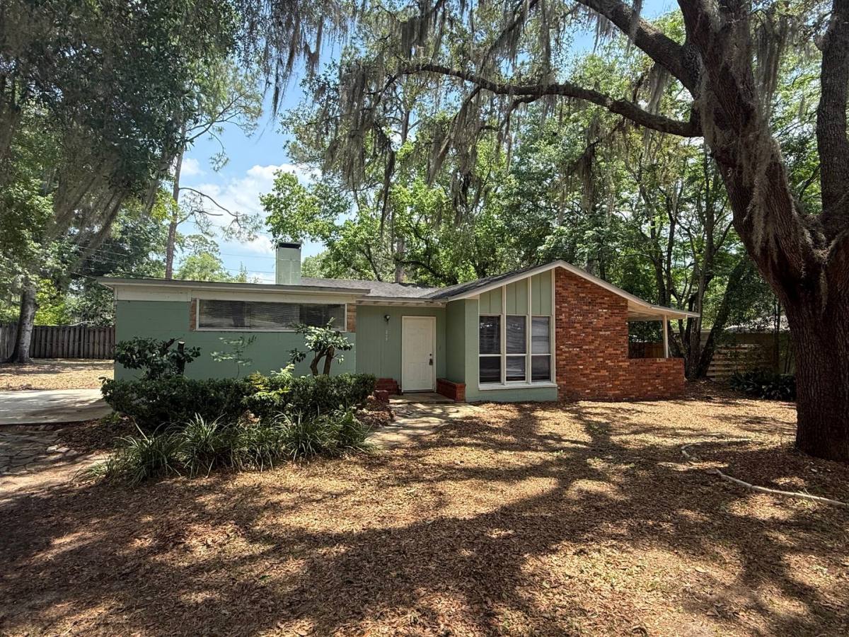 House for rent at 217 NW 36th Dr, Gainesville, FL 32607