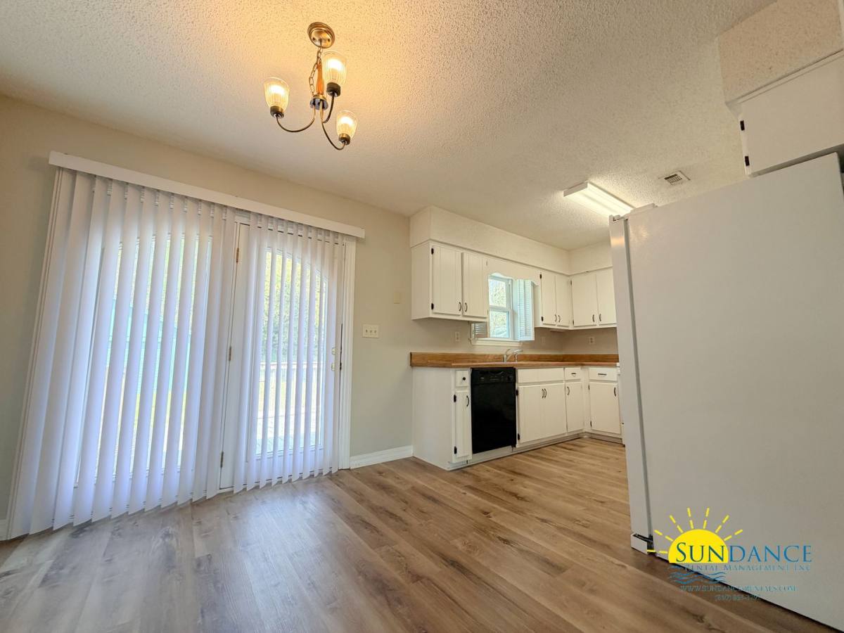 House for rent at 311 Evergreen Dr, Mary Esther, FL 32569