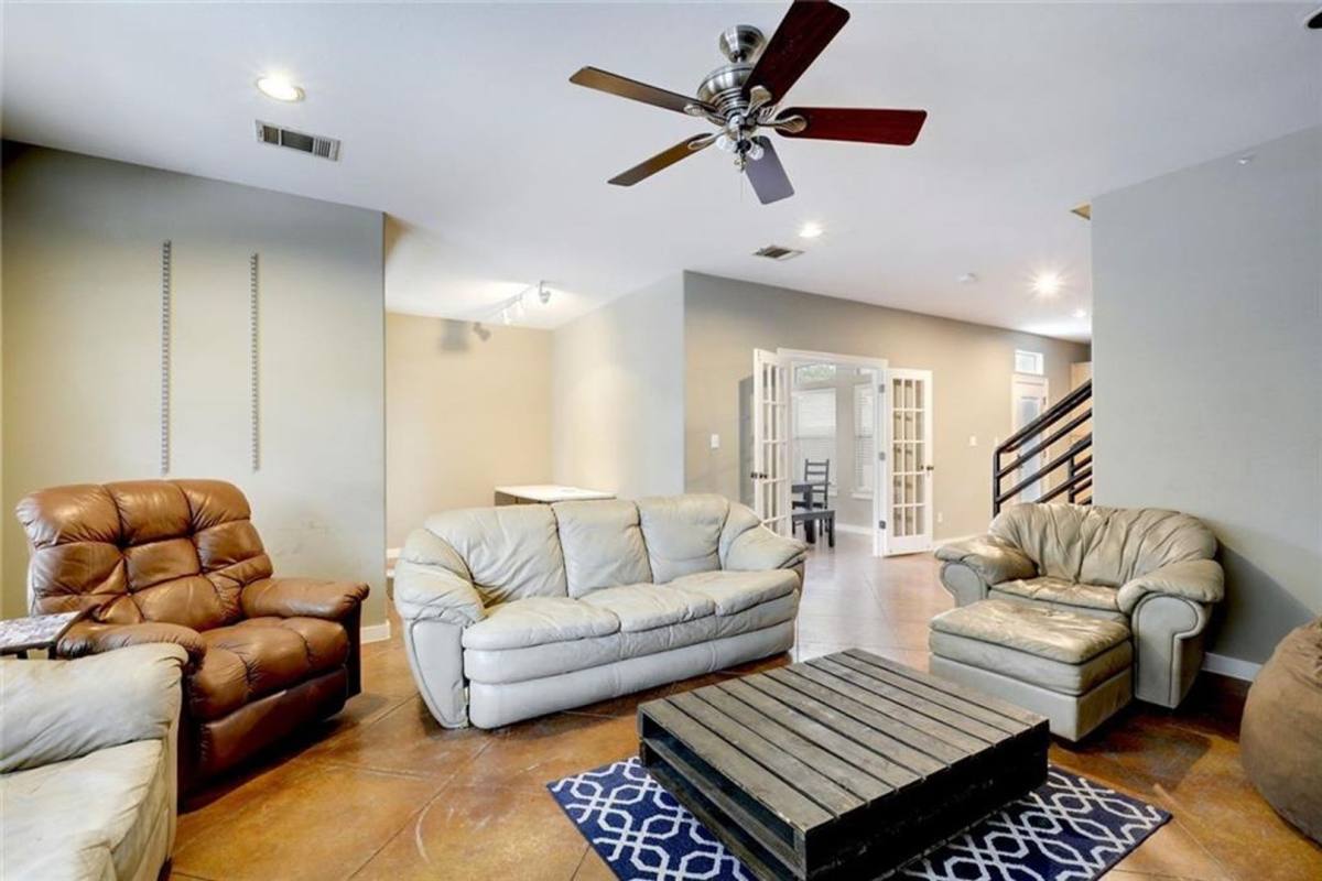 Apartment for rent at 4500 Ave C, Austin, TX 78751