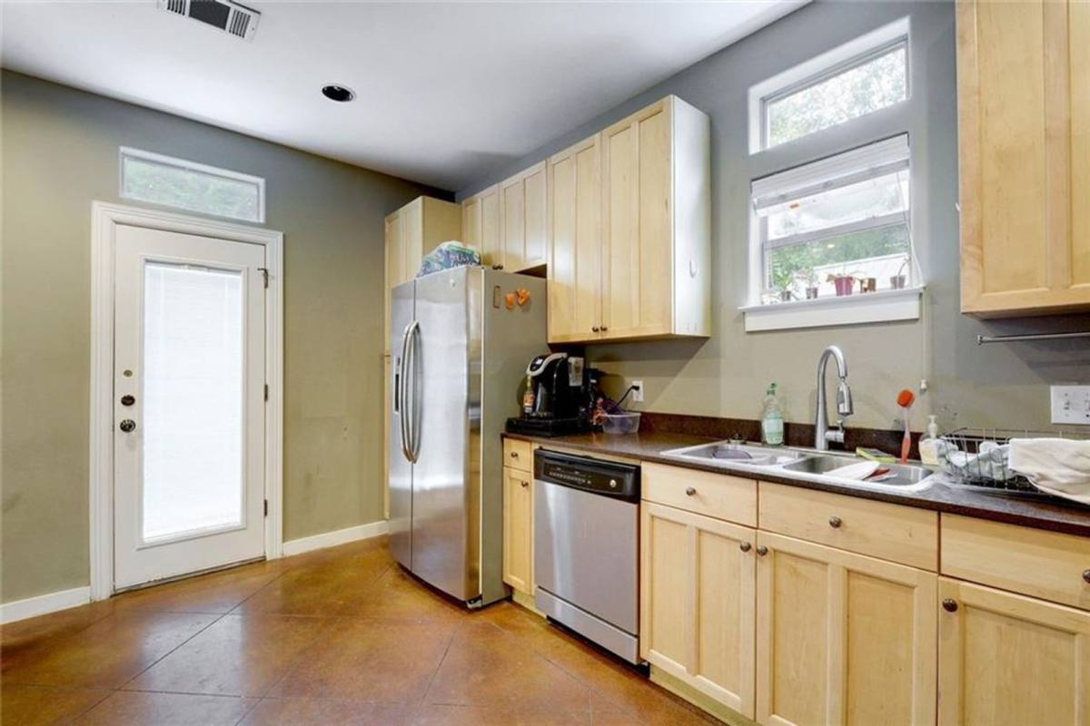 Apartment for rent at 4500 Ave C, Austin, TX 78751