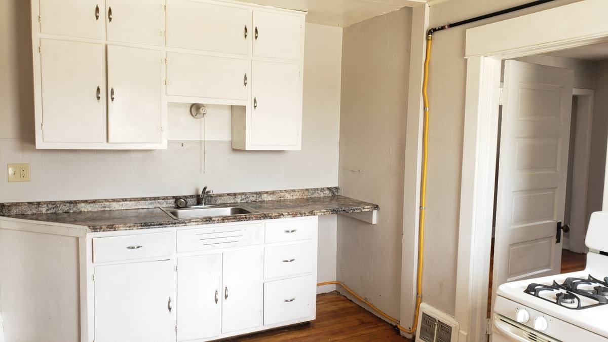 Apartment for rent at 109 5th St NW, Austin, MN 55912