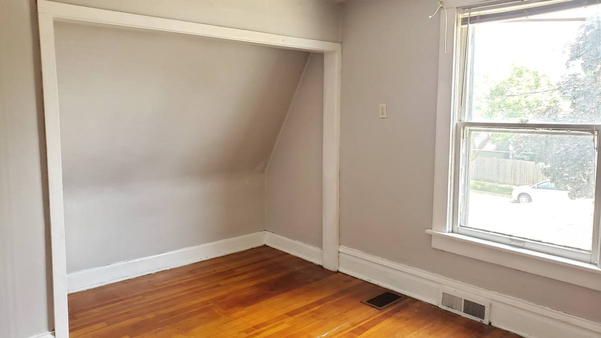 Apartment for rent at 109 5th St NW, Austin, MN 55912