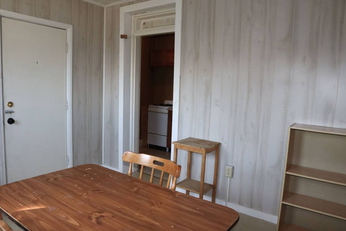 Apartment for rent at 822-1 Grant St, Indiana, PA 15701