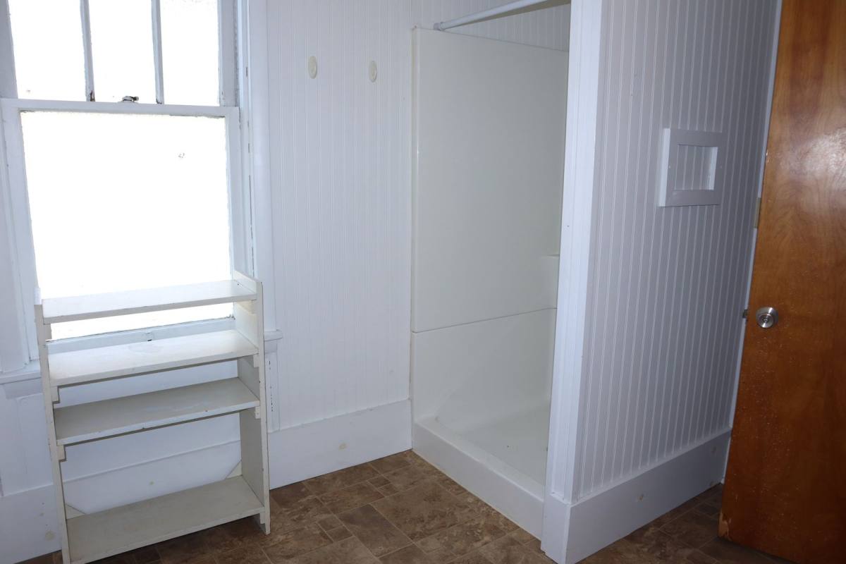 Apartment for rent at 822-1 Grant St, Indiana, PA 15701