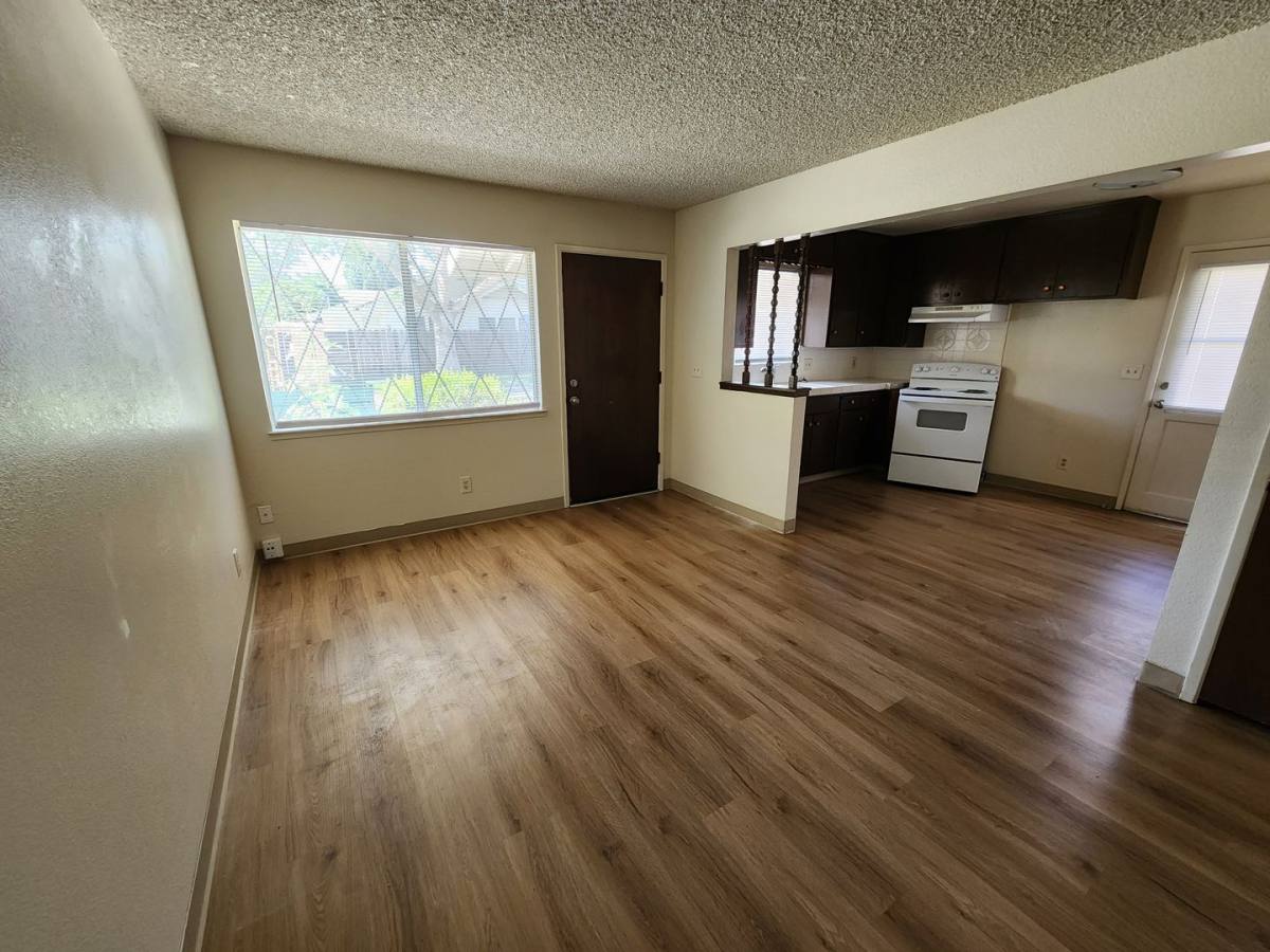 House for rent at 1103 Sycamore Ave, Turlock, CA 95380