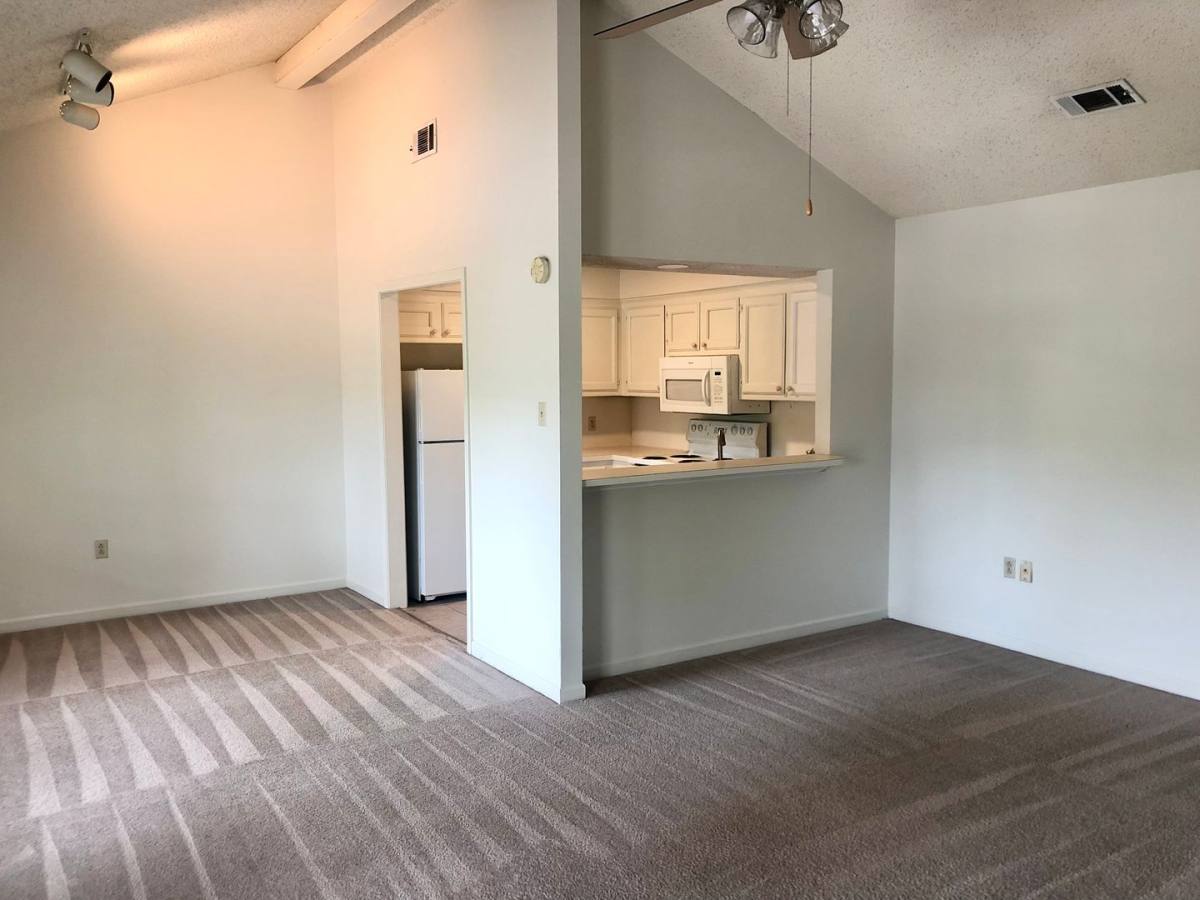 Apartment for rent at 5131 Nicholson Dr, Baton Rouge, LA 70820