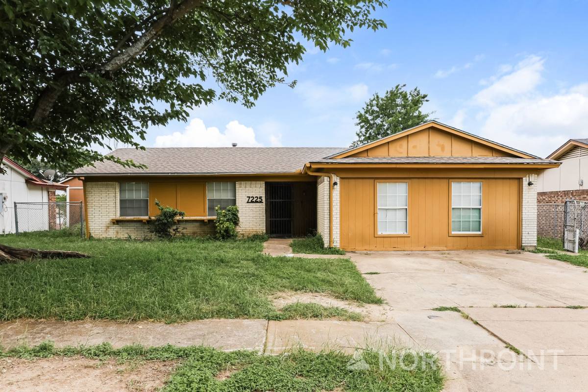 House for rent at 7225 Harold Walker Dr, Dallas, TX 75241