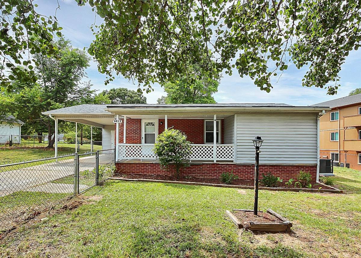 House for rent at 1017 McLain Rd, Kannapolis, NC 28083