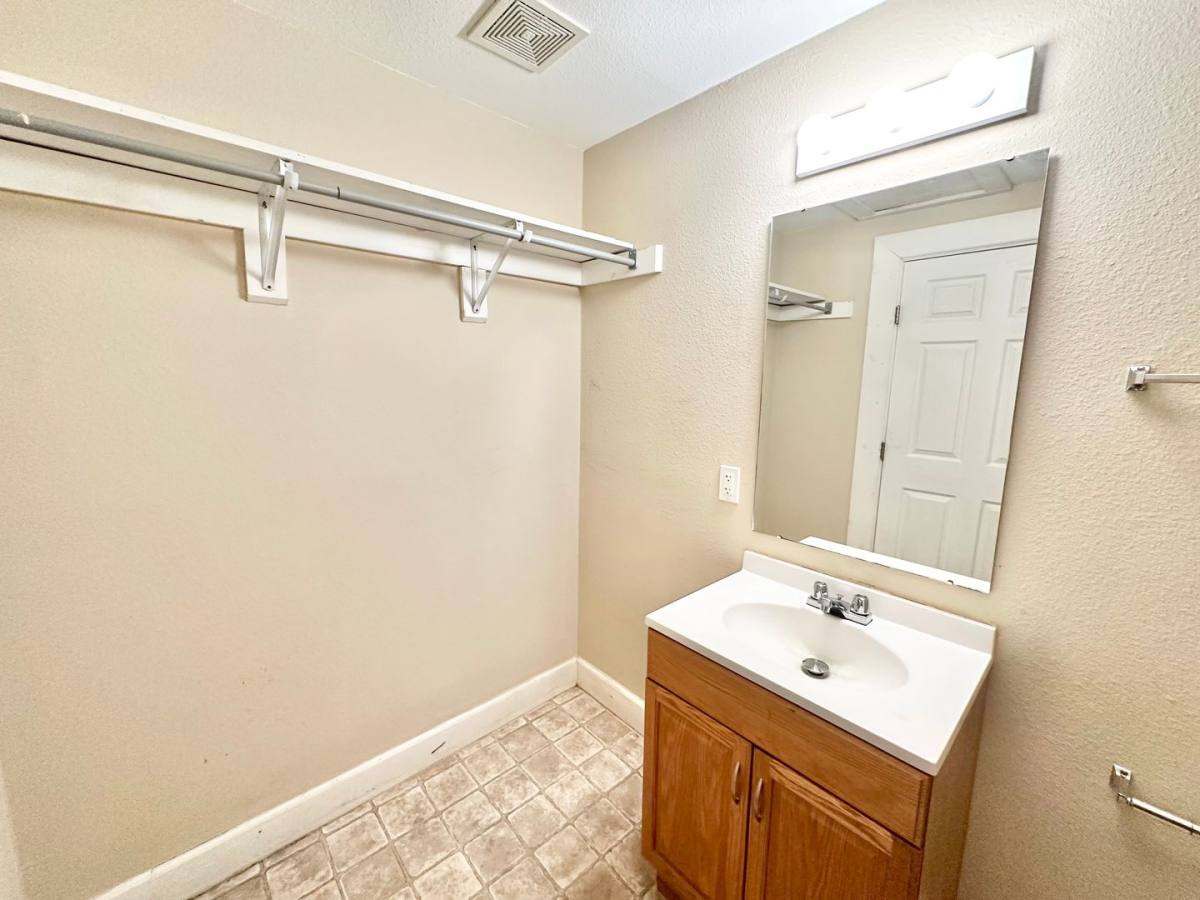 Apartment for rent at 1804- 1808 Bolivar, Denton, TX 76201