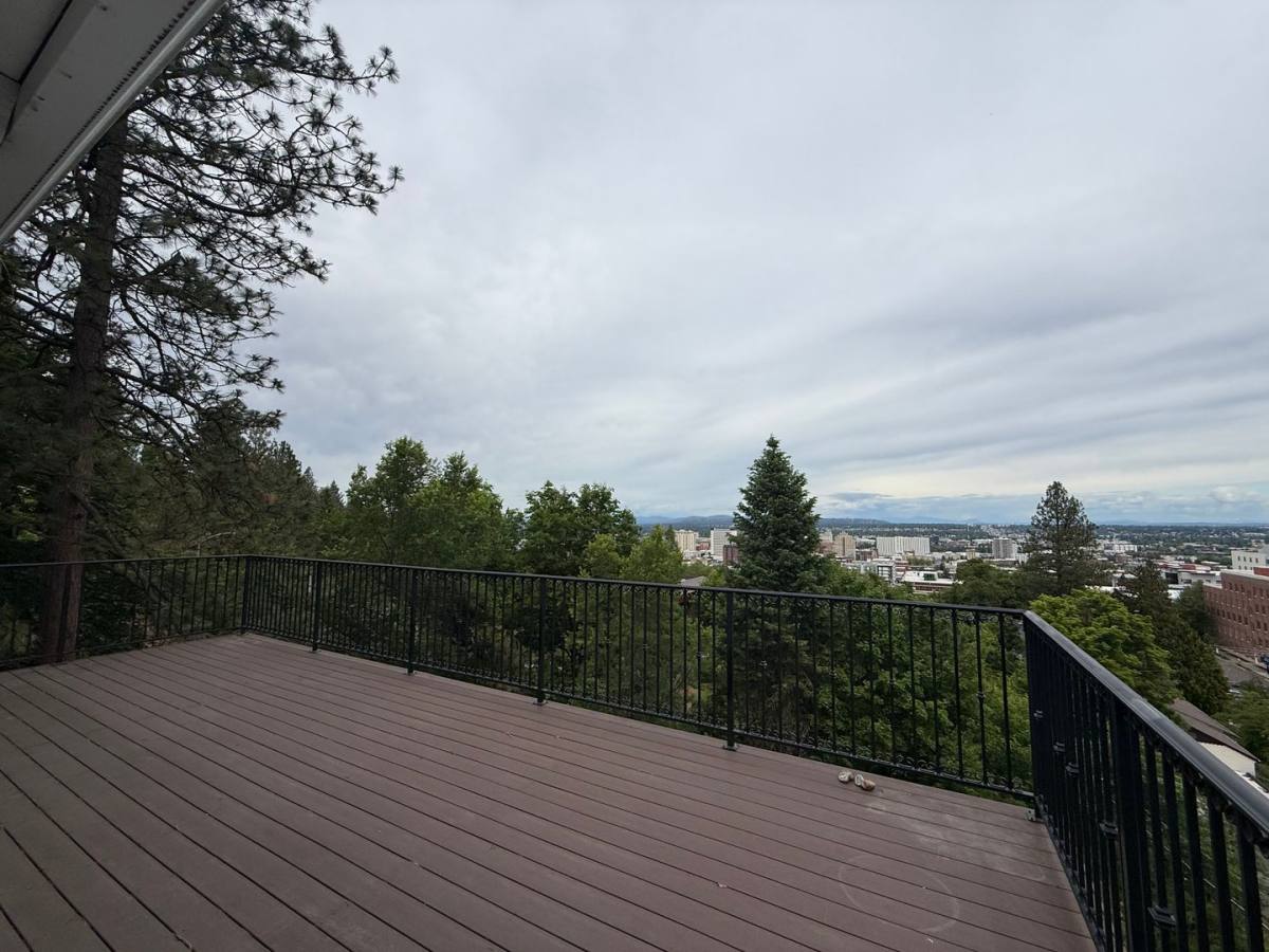 Apartment for rent at 230 W Cliff Dr, Spokane, WA 99204