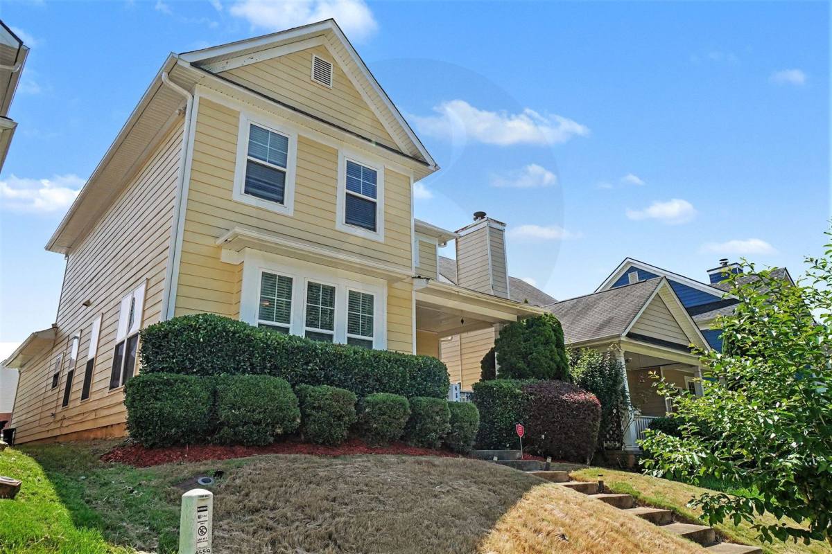 House for rent at 4561 Parkway Circle, Atlanta, GA 30349