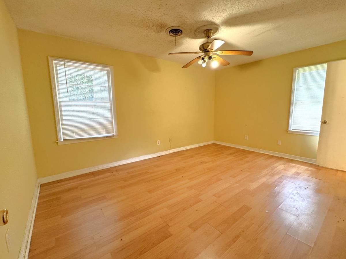 House for rent at 654 Ynestra Dr, Mobile, AL 36609