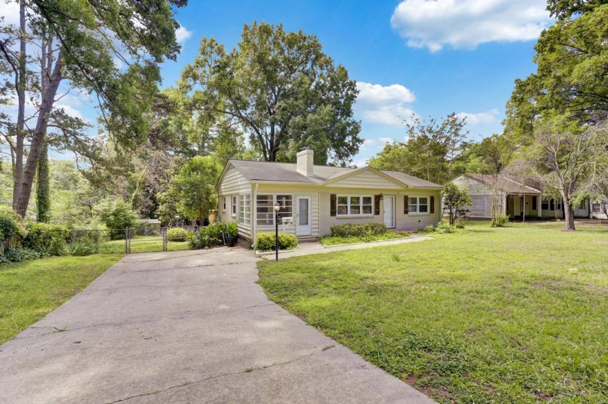 House for rent at 121 Marshdale Ave SW, Concord, NC 28025