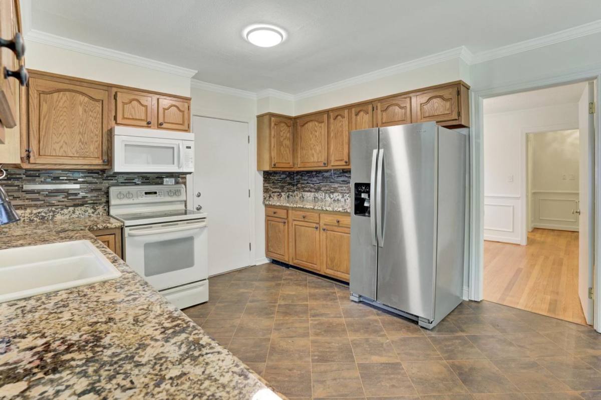 House for rent at 121 Marshdale Ave SW, Concord, NC 28025