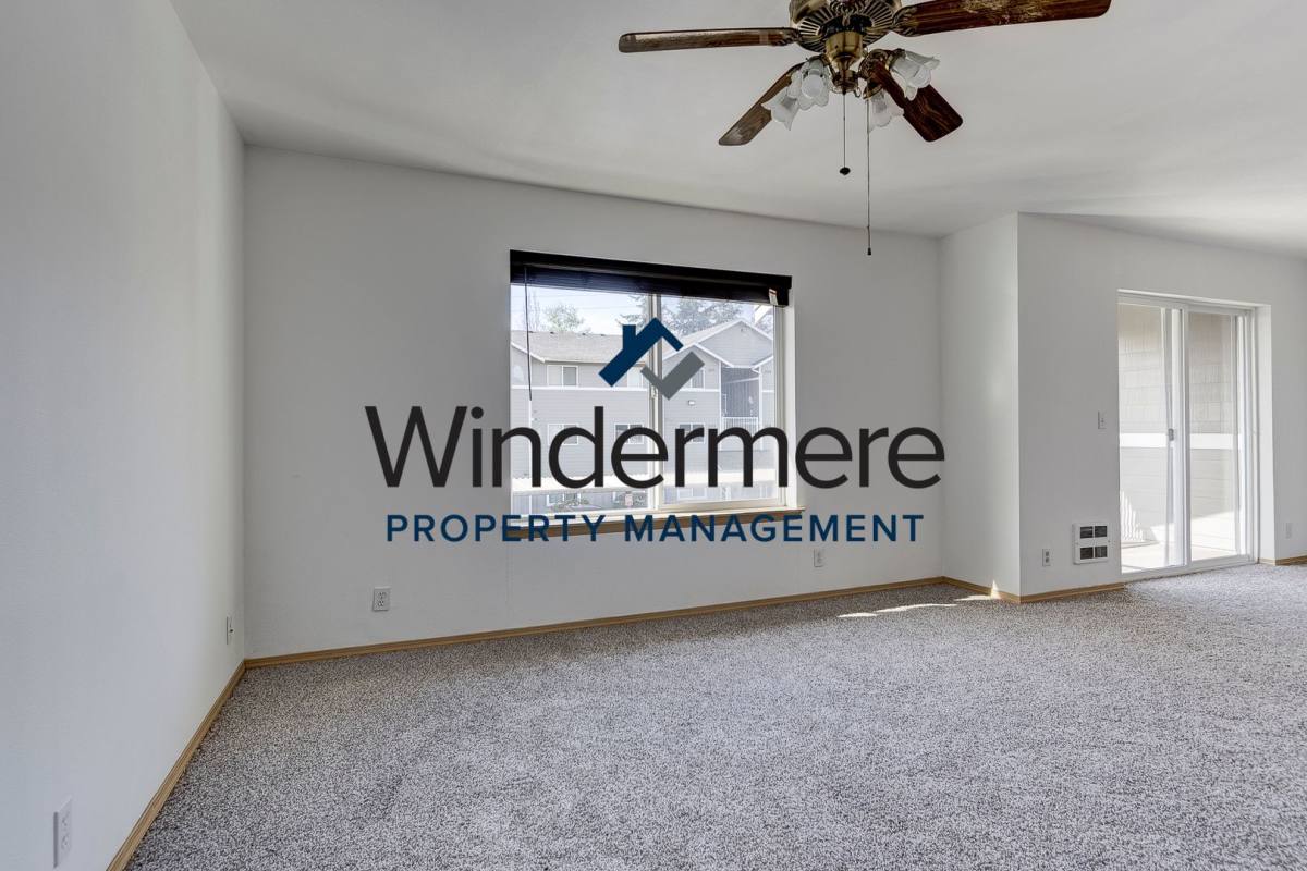 Condo for rent at 1670 SW Mulberry Place, Oak Harbor, WA 98277