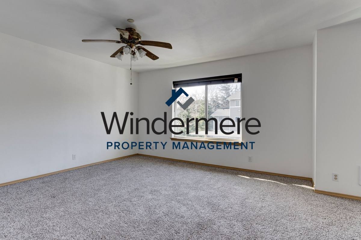 Condo for rent at 1670 SW Mulberry Place, Oak Harbor, WA 98277