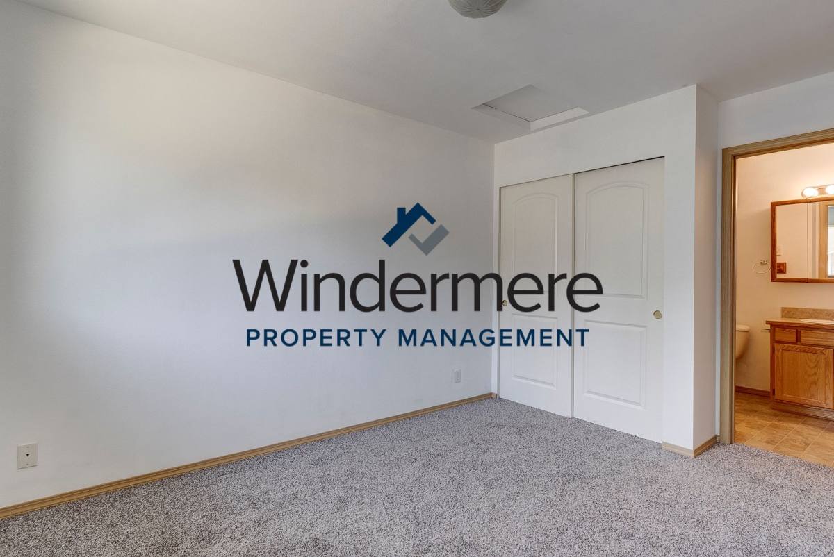 Condo for rent at 1670 SW Mulberry Place, Oak Harbor, WA 98277