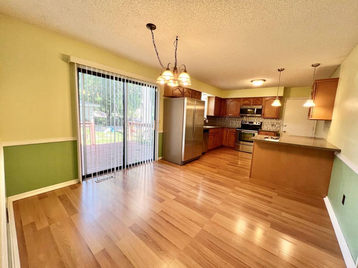 House for rent at 1305 Overlook Dr, Manhattan, KS 66503