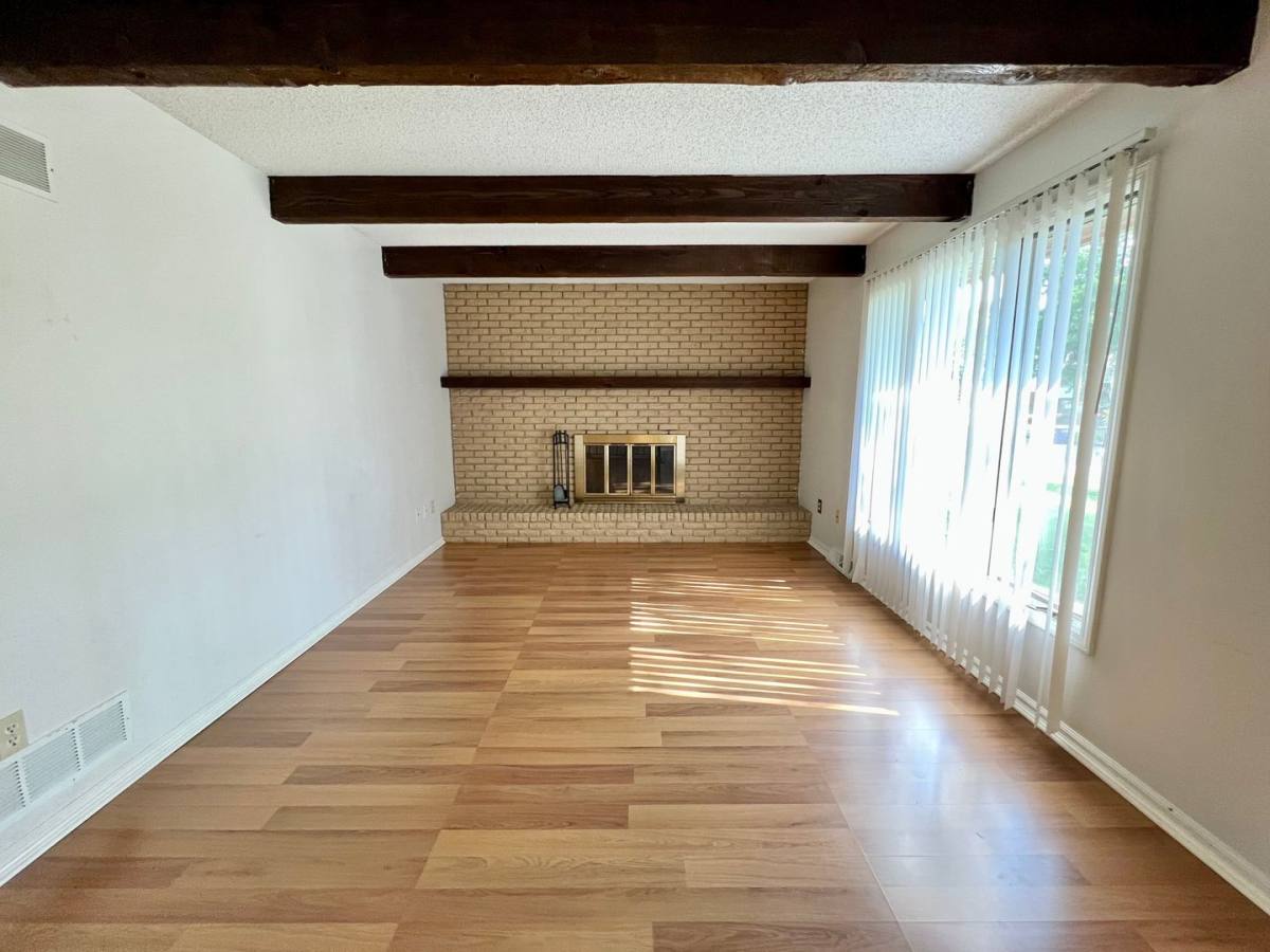 House for rent at 1305 Overlook Dr, Manhattan, KS 66503