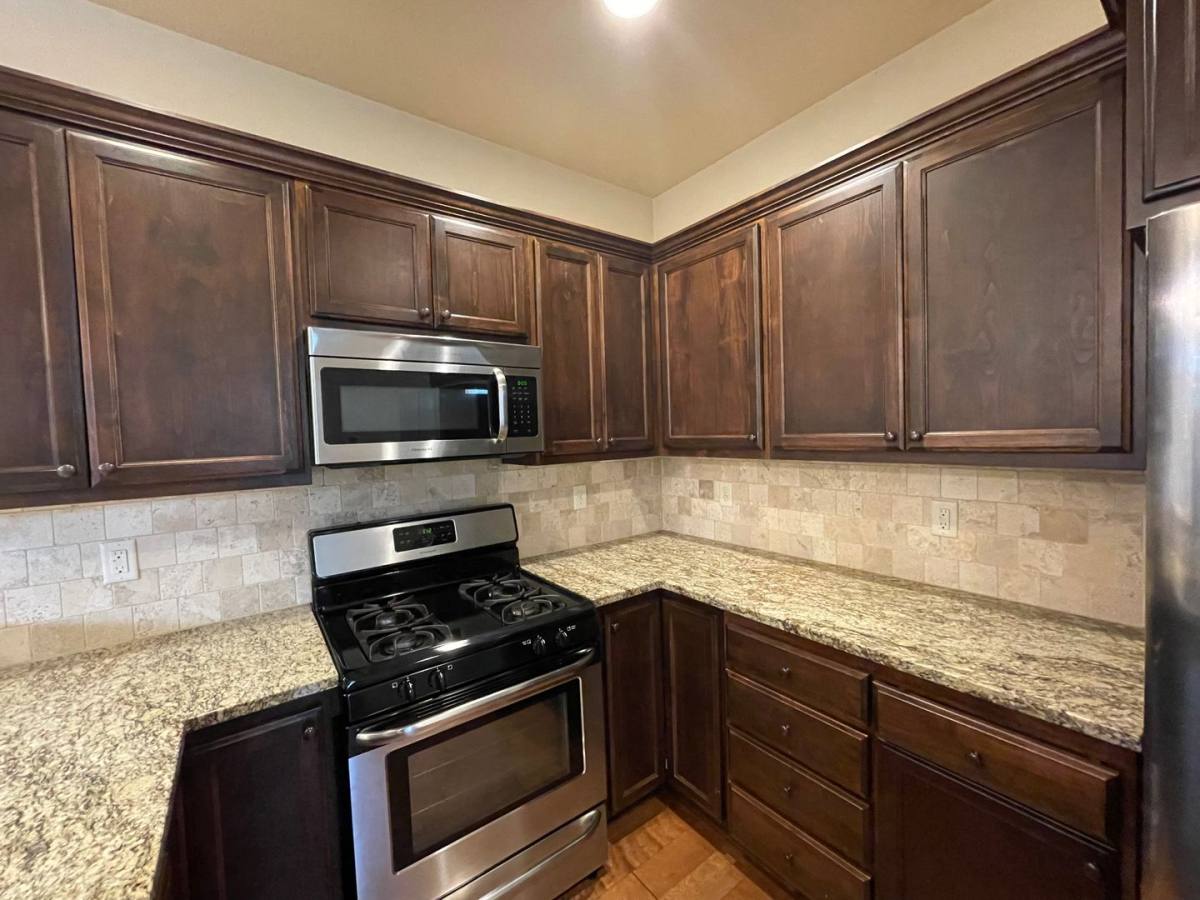 House for rent at 5783 SW Remington Dr, Beaverton, OR 97007