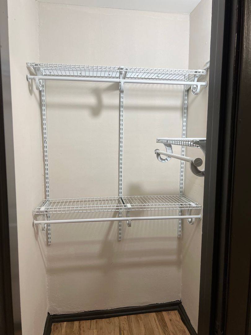 Apartment for rent at 4035-37 N Central Park Ave, Chicago, IL 60618